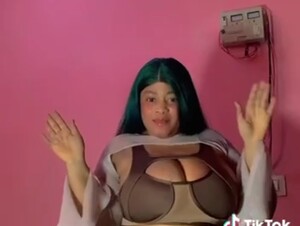 VIDEO: Comfort Nude Video Leak